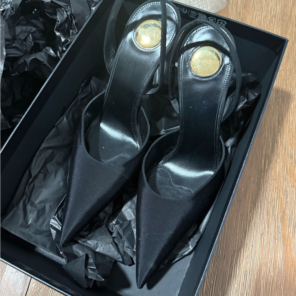 Saint Laurent Slingback Pump